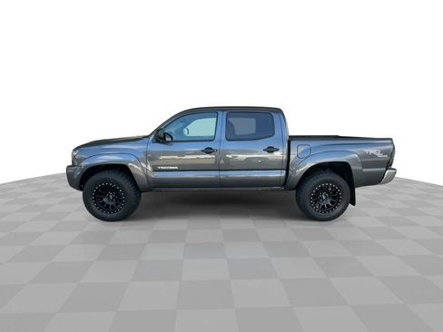 Used 2009 Toyota Tacoma PreRunner RWD image 5