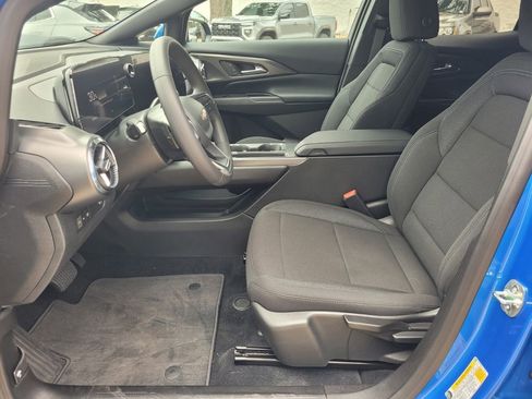 New 2026 Chevrolet Equinox EV LT image 24