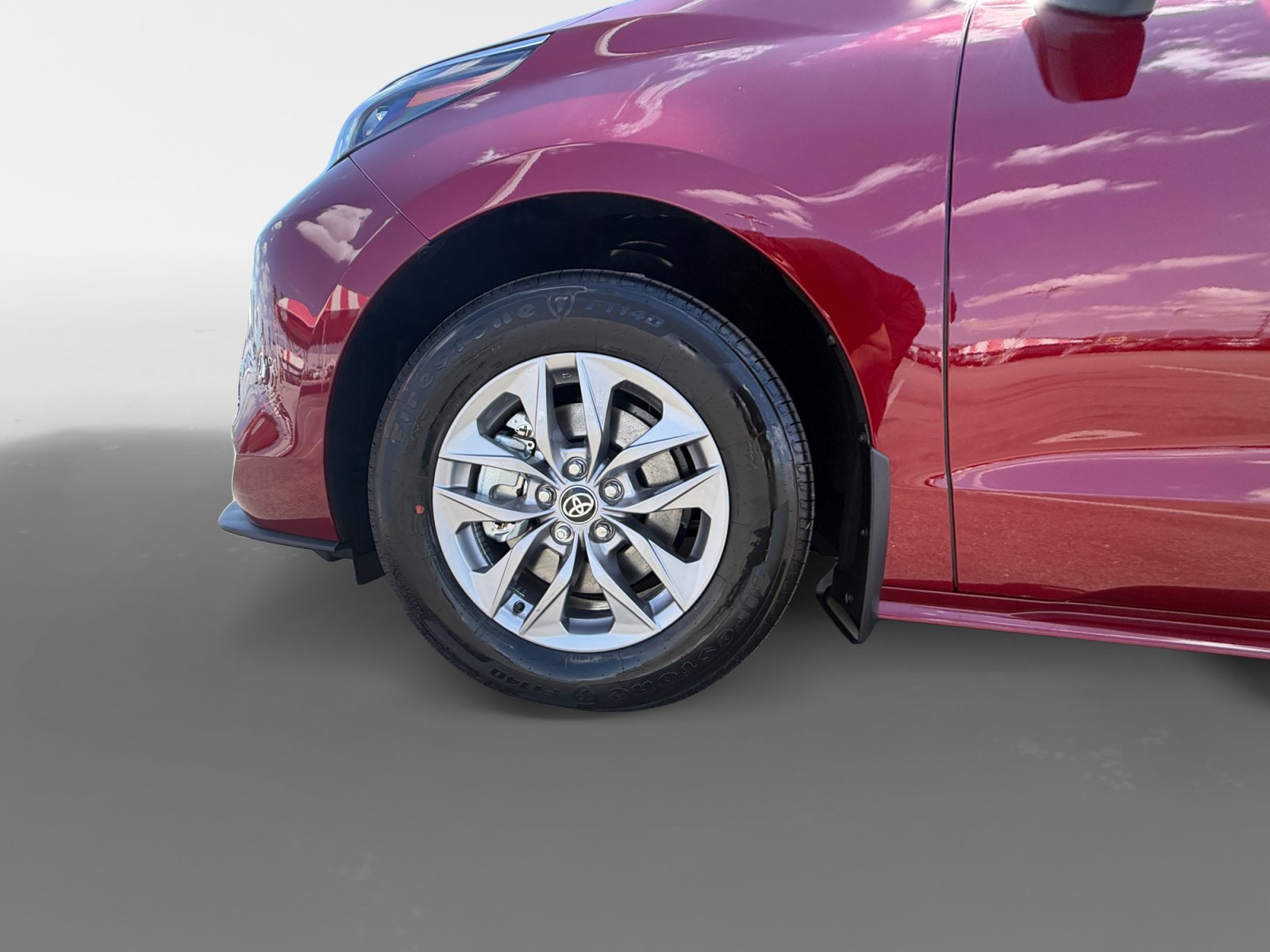 Certified 2026 Toyota Sienna XLE FWD image 14