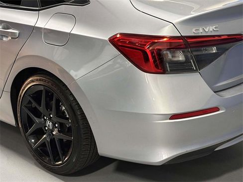 Certified 2024 Honda Civic Sport image 11