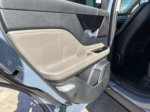 New 2026 Lincoln Corsair Premiere FWD image 15