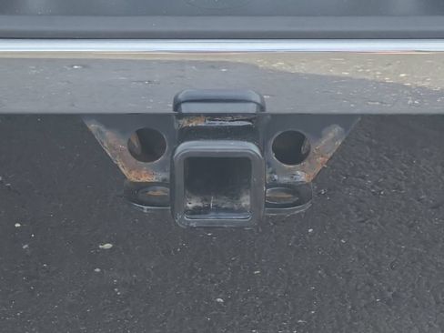 Used 2022 Chevrolet Silverado 1500 LT AWD/4WD image 15