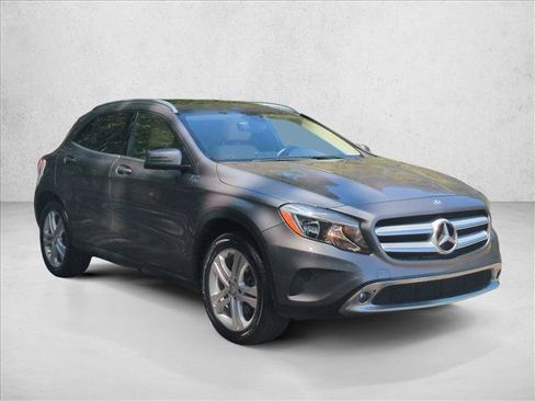 Used 2015 Mercedes-Benz GLA 250 image 3