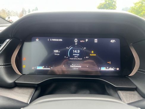 New 2025 Jeep Grand Cherokee Overland w/ Adv Protech Group III image 15