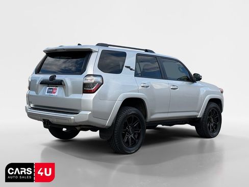 Used 2021 Toyota 4Runner TRD Off-Road Premium w/ Moonroof Package AWD/4WD image 7