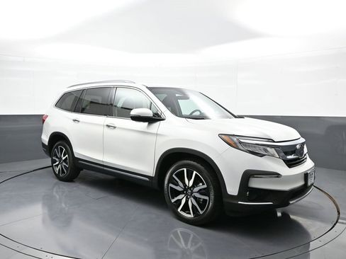 Certified 2022 Honda Pilot Touring image 4