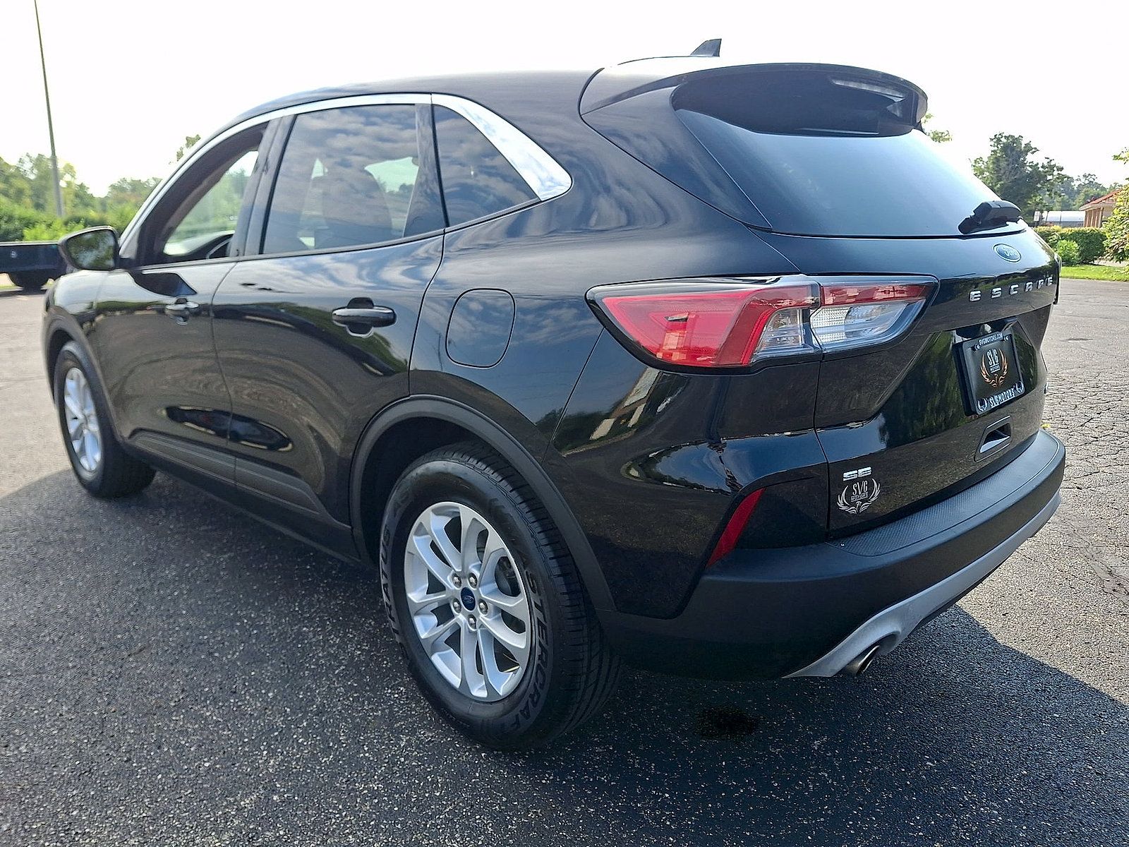 Used 2020 Ford Escape SE FWD image 22