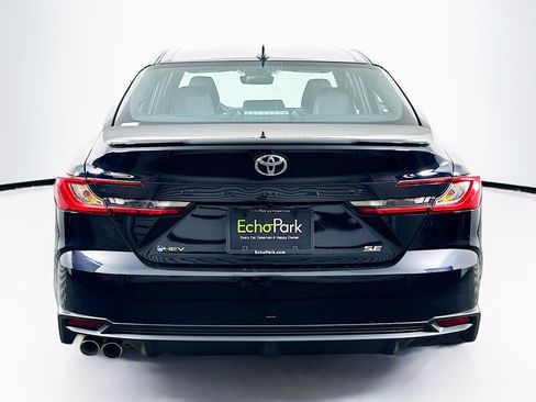 Used 2026 Toyota Camry SE w/ Multimedia Upgrade Package FWD image 7
