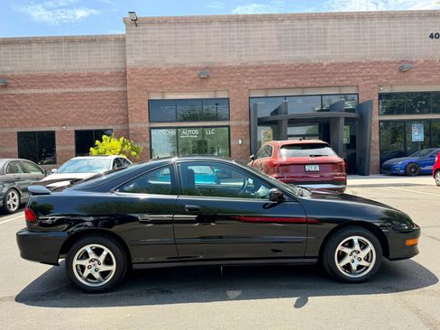 Used 1999 Acura Integra GS-R FWD image 4