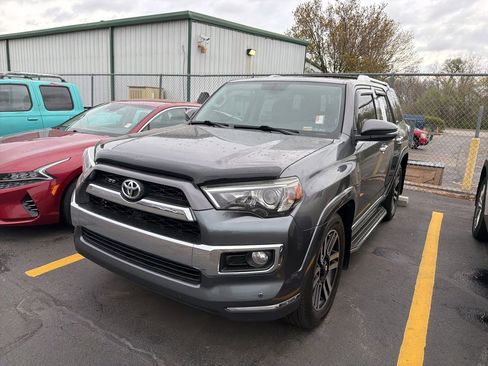 Used 2015 Toyota 4Runner Limited image 6