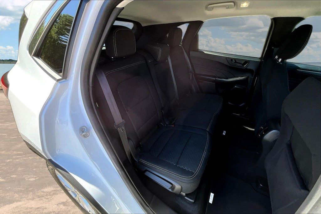 Certified 2023 Ford Escape Active AWD/4WD image 27