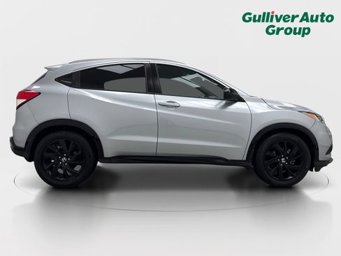 Used 2022 Honda HR-V Sport image 10