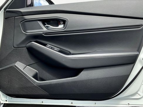 Certified 2024 Honda Accord Touring image 28