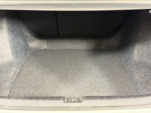 Used 2021 Honda Accord EX image 21
