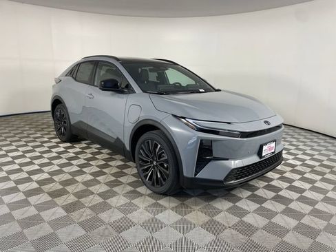 New 2026 Toyota C-HR AWD/4WD image 14