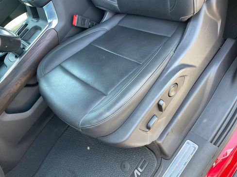 Used 2024 GMC Sierra 1500 SLT w/ SLT Premium Plus Package AWD/4WD image 24