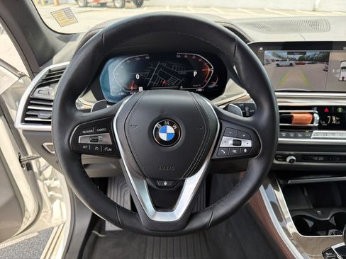 Used 2022 BMW X5 sDrive40i w/ Premium Package RWD image 29