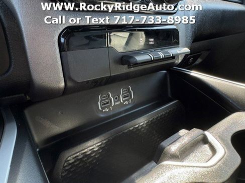 Used 2022 RAM 1500 Big Horn AWD/4WD image 29
