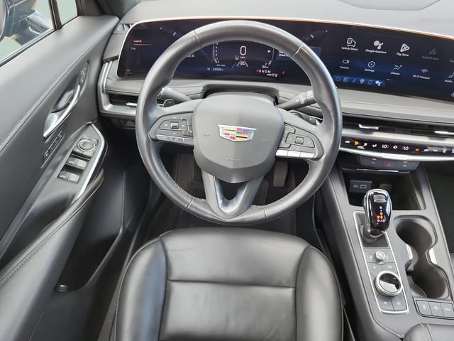 Used 2025 Cadillac XT4 Premium Luxury AWD/4WD image 15
