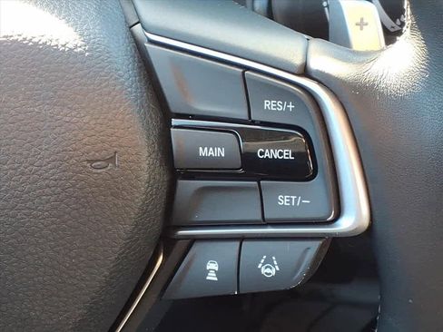 Used 2018 Honda Accord EX-L image 18