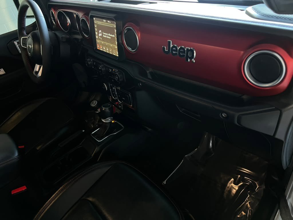 Used 2023 Jeep Gladiator Rubicon w/ Trailer Tow Package AWD/4WD image 18