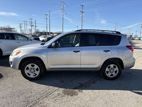 Used 2012 Toyota RAV4 4WD image 2