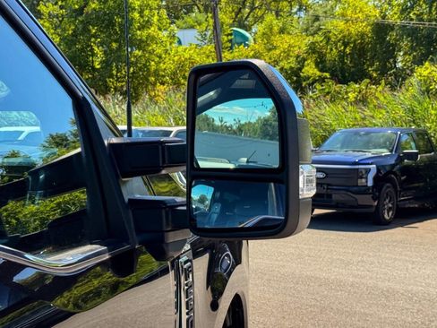 Used 2024 Ford F250 Platinum image 43