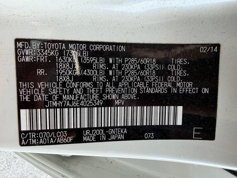 Used 2014 Toyota Land Cruiser AWD/4WD image 26