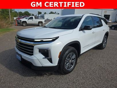 Certified 2025 Chevrolet Traverse LT
