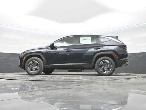 New 2026 Hyundai Tucson Blue SE image 25