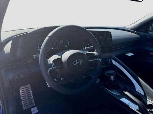 New 2026 Hyundai Elantra Sport image 7