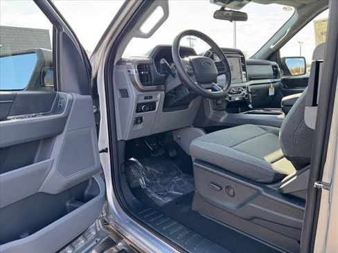 New 2025 Ford F150 XLT w/ Equipment Group 301A Standard image 15