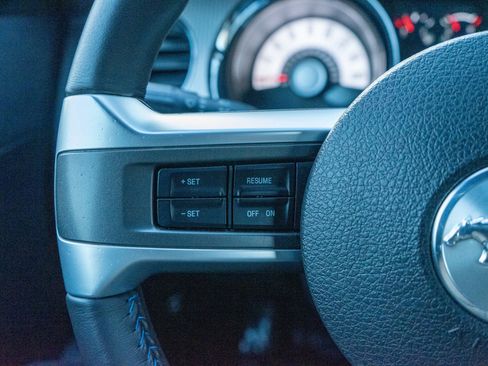 Used 2011 Ford Mustang GT w/ GT Accessory Pkg image 18