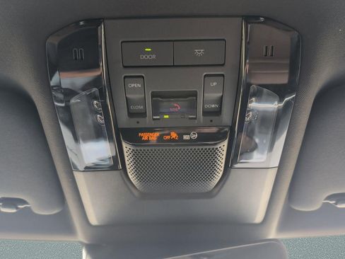 Used 2024 Lexus GX 550 w/ Cold Area Package AWD/4WD image 21