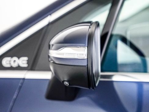 Certified 2023 Mercedes-Benz EQE 500 4MATIC SUV image 25