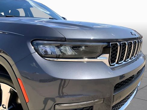 Used 2021 Jeep Grand Cherokee L Limited RWD image 28