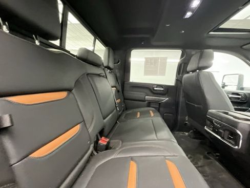 Used 2020 GMC Sierra 2500 AT4 w/ AT4 Premium Package image 13