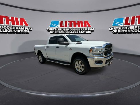 Used 2024 RAM 2500 Big Horn AWD/4WD image 2