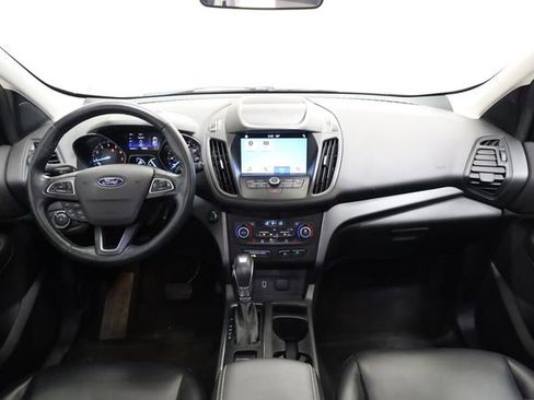 Used 2019 Ford Escape SEL image 16