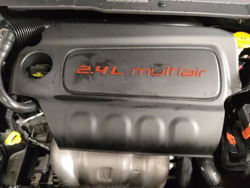 Used 2019 Jeep Compass Latitude w/ Popular Equipment Group FWD image 30