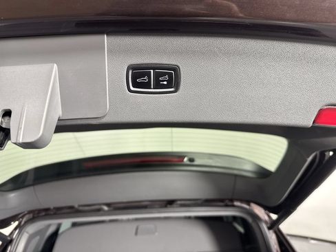 Used 2019 Porsche Cayenne AWD/4WD image 34