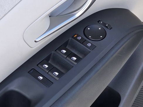 Certified 2025 Hyundai Tucson SEL AWD/4WD image 29