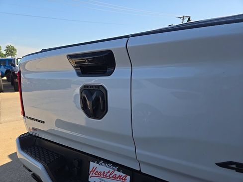 Used 2025 RAM 1500 Limited AWD/4WD image 30