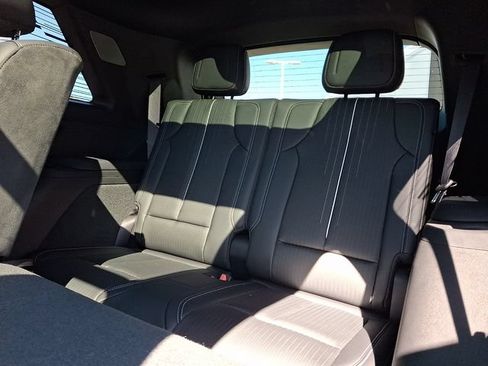 Certified 2026 Cadillac Vistiq Sport AWD/4WD image 10