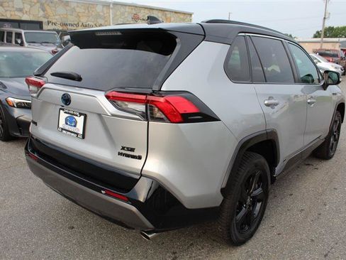 Used 2021 Toyota RAV4 XSE AWD/4WD image 7