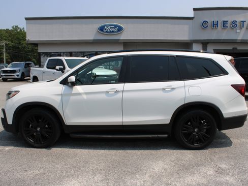 Used 2021 Honda Pilot Black Edition image 1