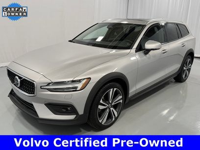 Used 2023 Volvo V60 B5 Cross Country Plus w/ Climate Package