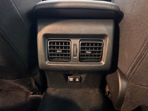 Used 2025 Toyota Camry LE image 16