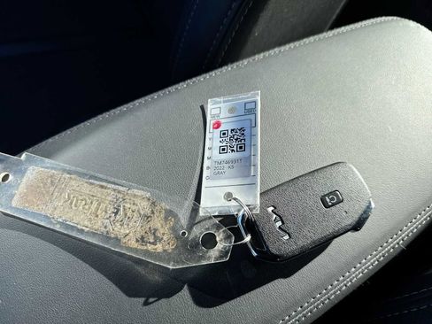 Used 2022 Kia K5 GT-Line image 32