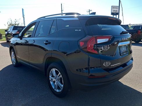 Used 2023 GMC Terrain SLE w/ Driver Convenience Package AWD/4WD image 22